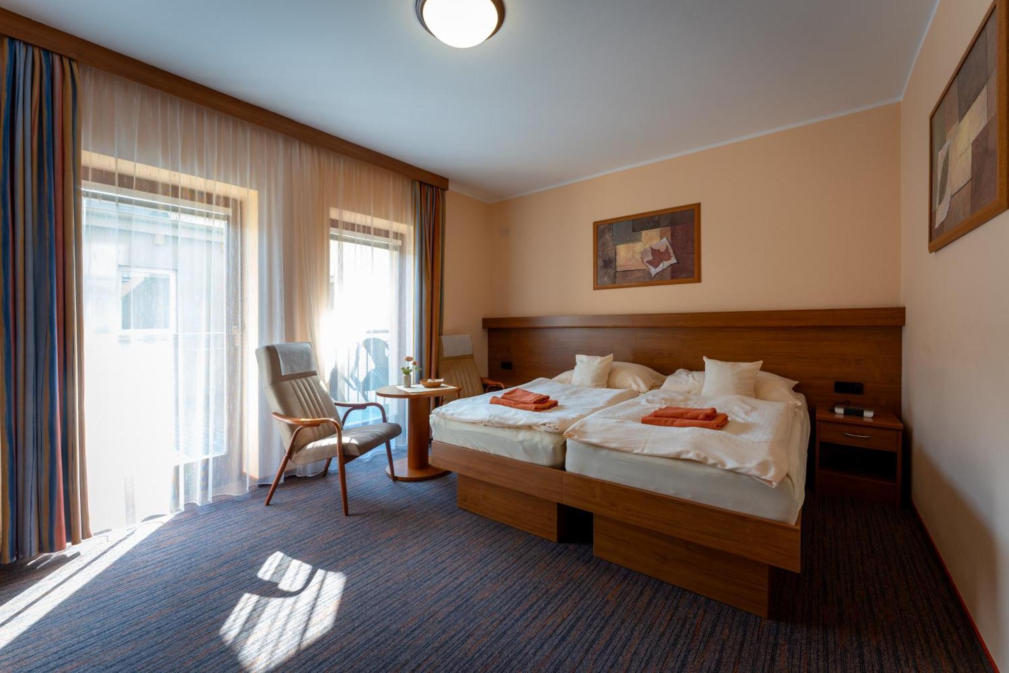 Ld Palace Spa & Kur Франтишкови-Лазне Экстерьер фото